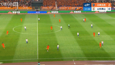 泰山队半场被玉昆三球击溃 防守失误暴露备战隐