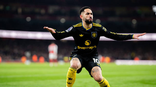 瓜迪奥拉即将离任曼城引热议 曼联多古恢复进展