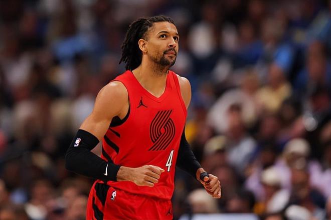 开拓者力克快船塞布尔防守闪耀西部排名战白热