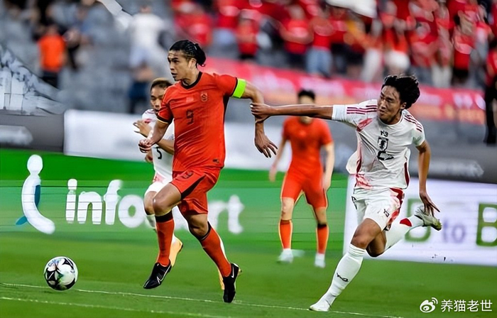 张玉宁三场三球引爆国安锋线 转会传闻引热议