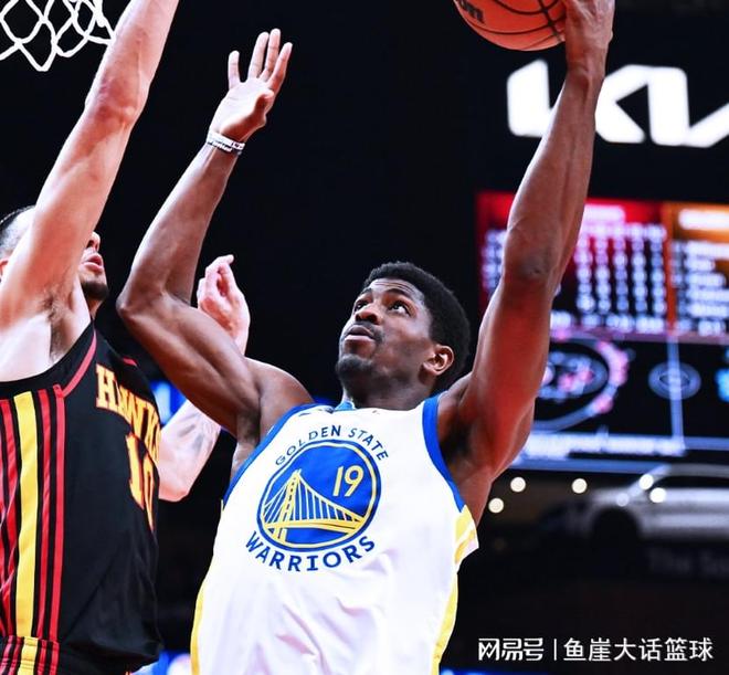 老鹰大胜勇士 里萨谢爆发库明加低迷