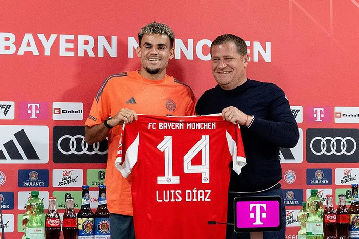 迪亚斯加盟拜仁引爆哥伦比亚足球热情，球衣销